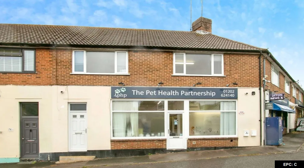 2 bed Commercial Property