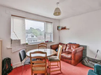 2 bed Commercial Property