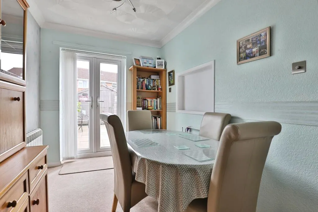 3 bed Terraced
