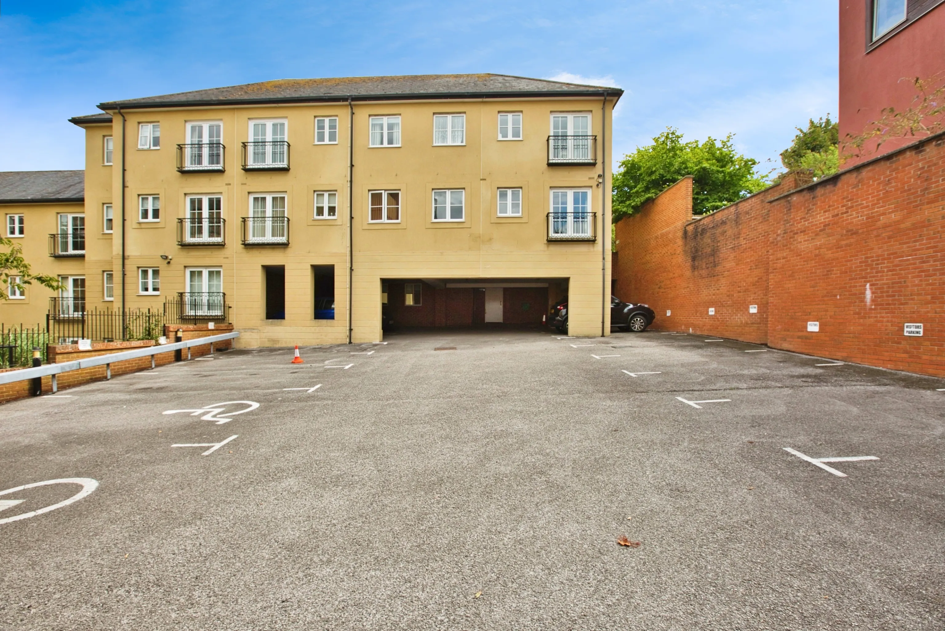 1 bed Serviced Apartments