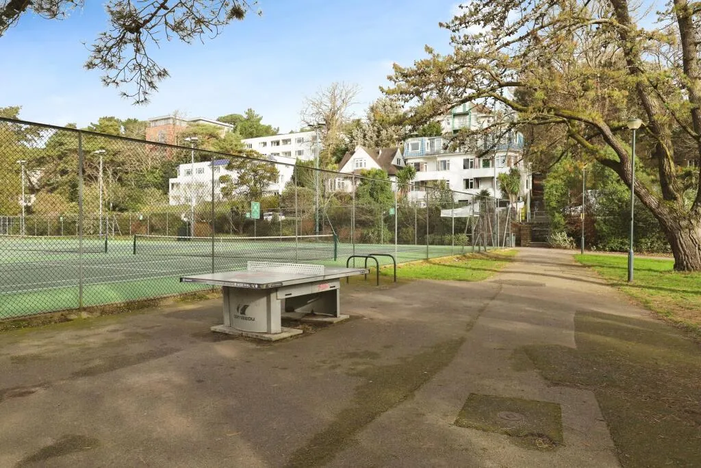 2 bed Apartment