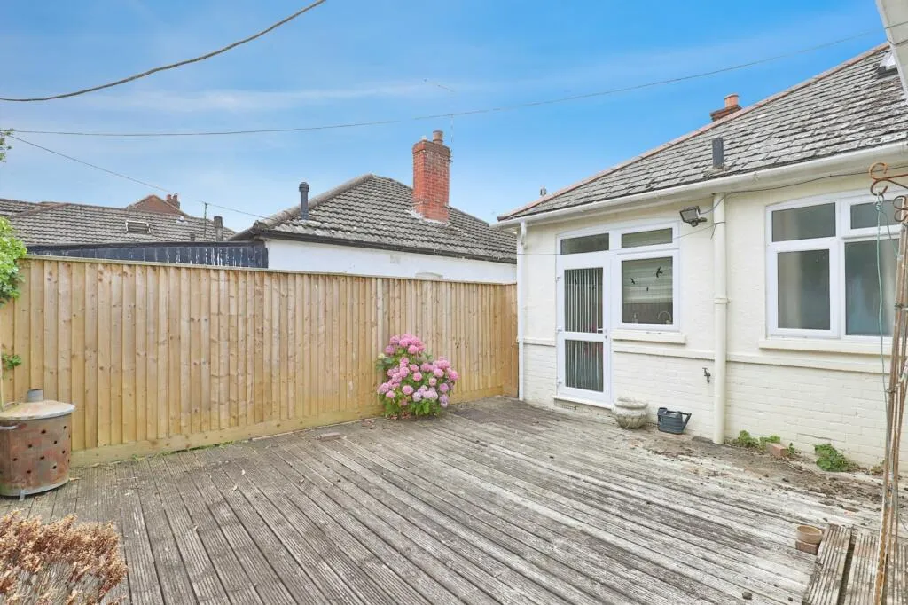 3 bed Detached Bungalow