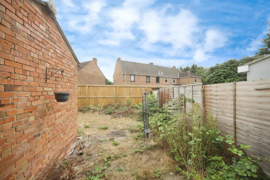 3 bed Terraced