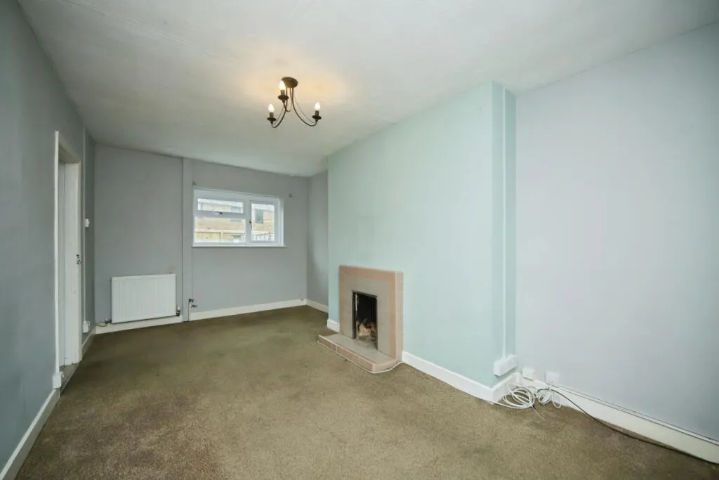 3 bed Terraced