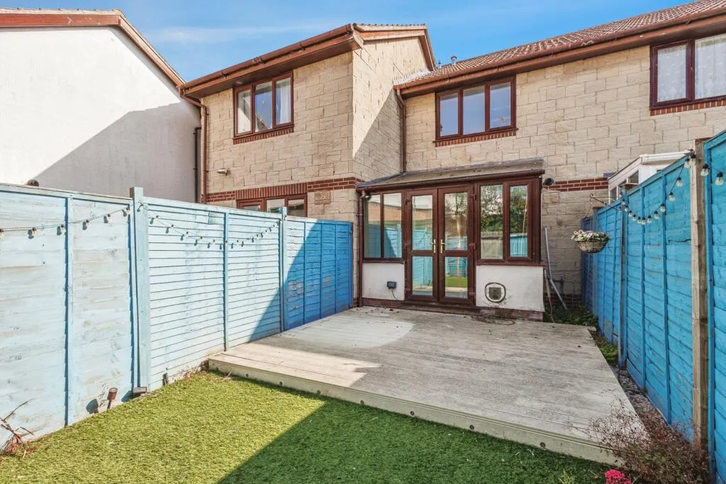 2 bed House