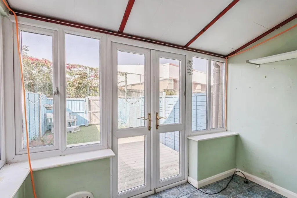 2 bed House