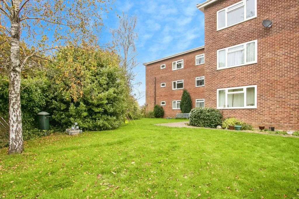 2 bed Apartment