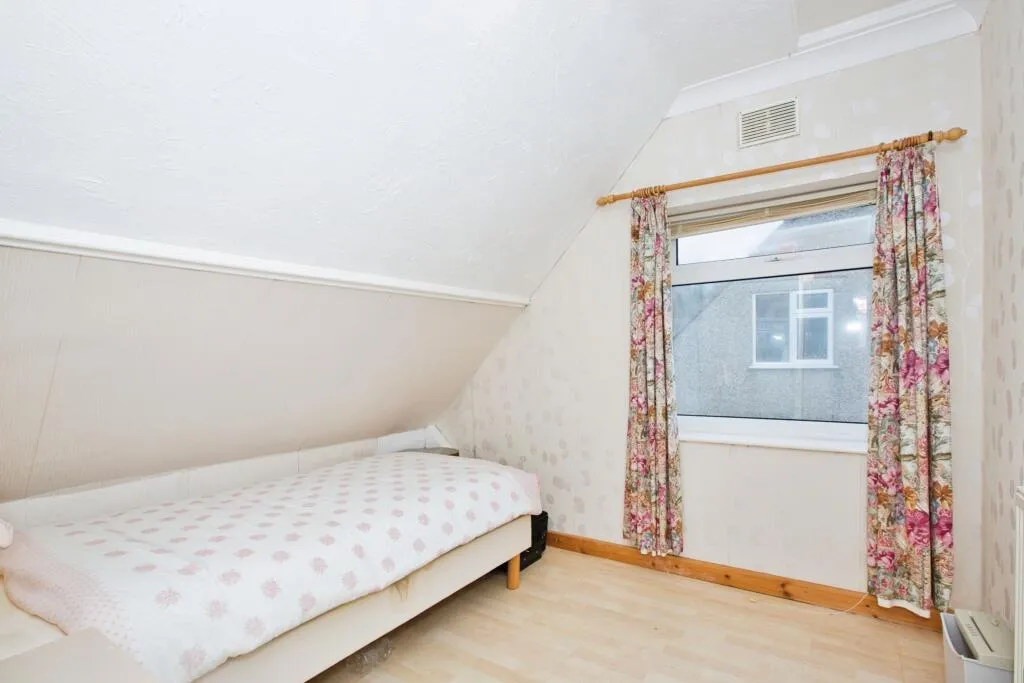 3 bed Semi-Detached