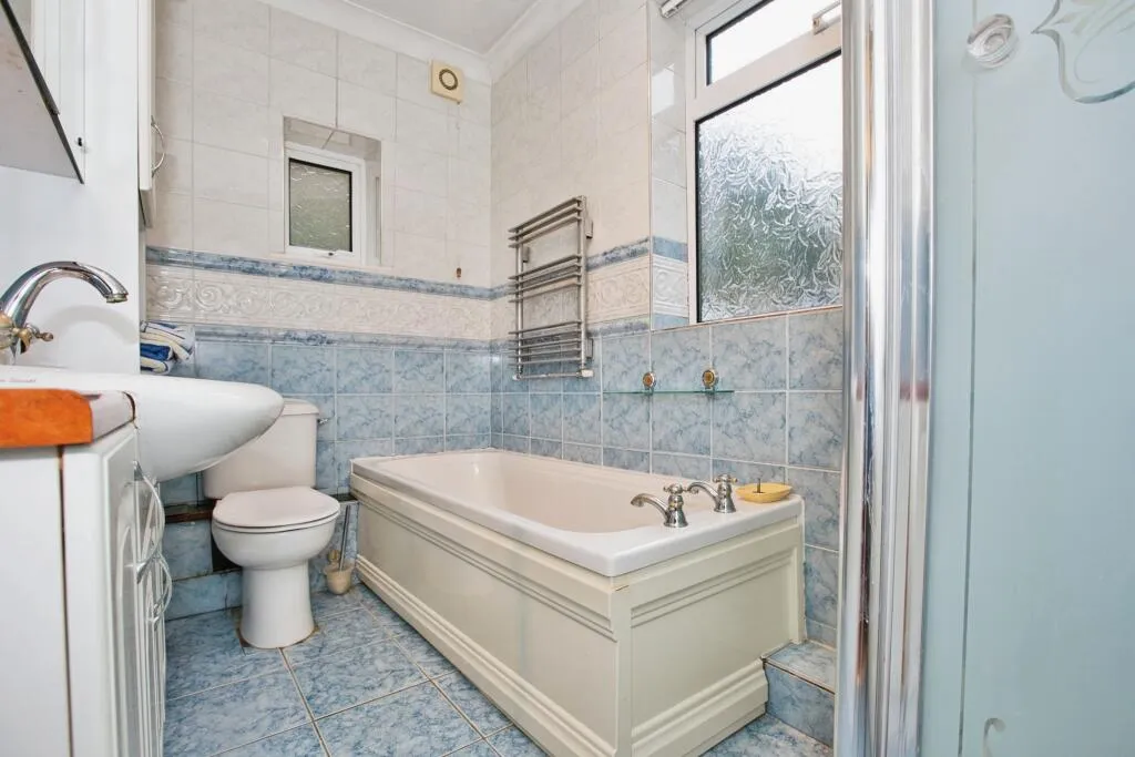 3 bed Detached