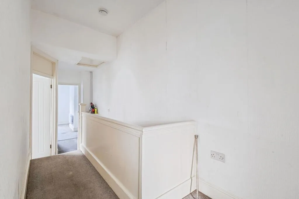 2 bed Apartment