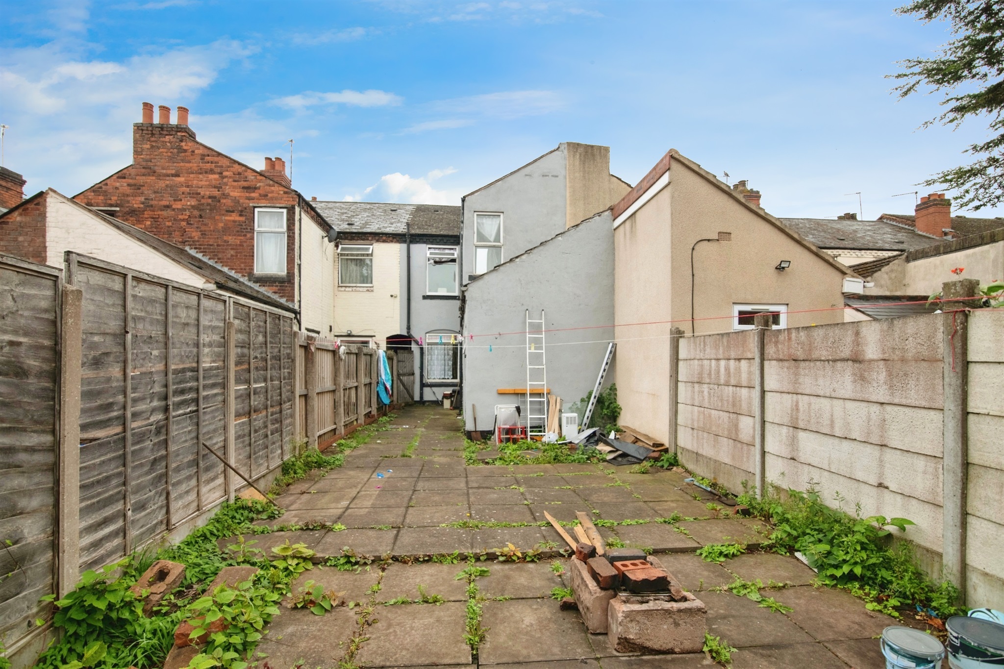 3 bed Terraced
