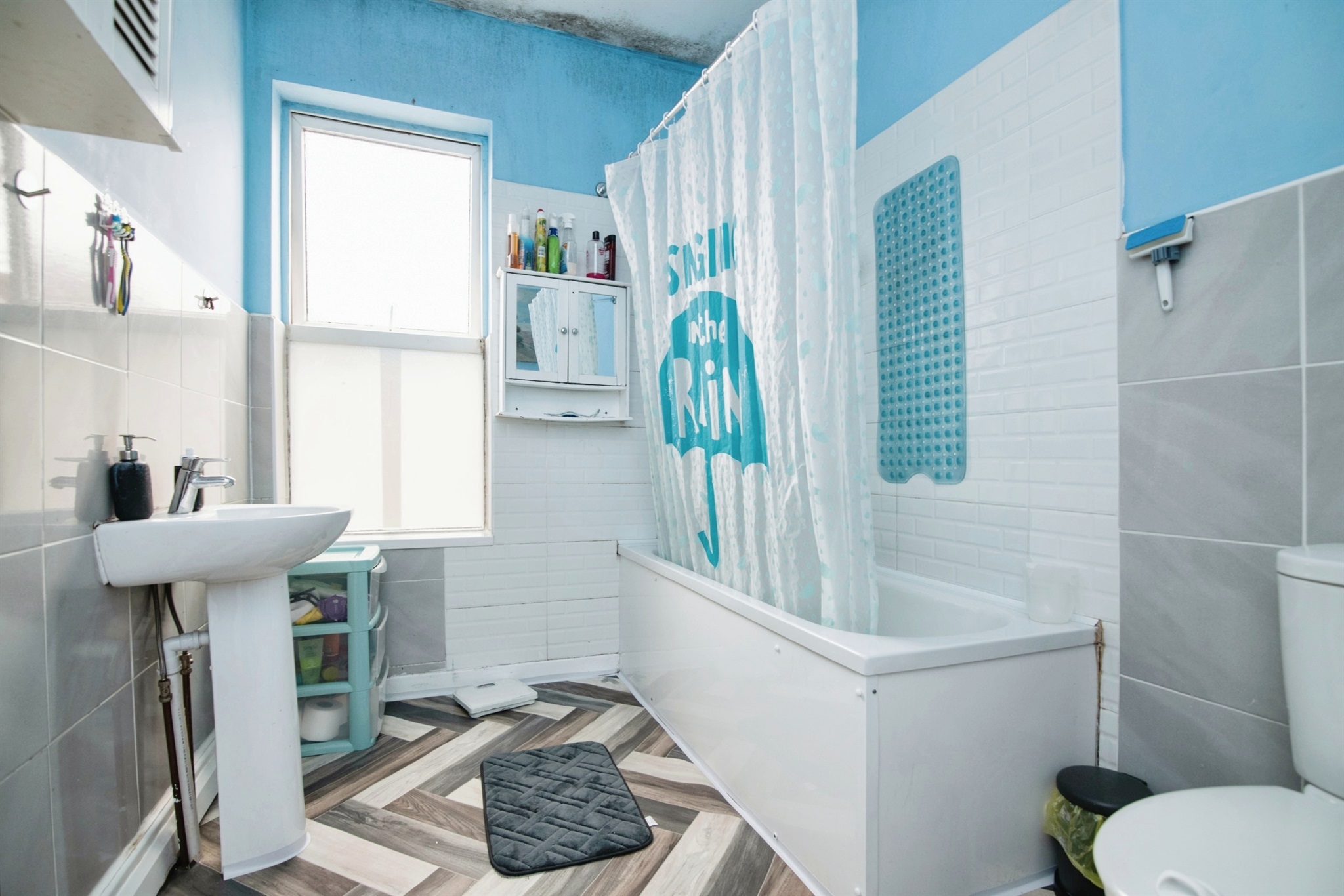3 bed Terraced