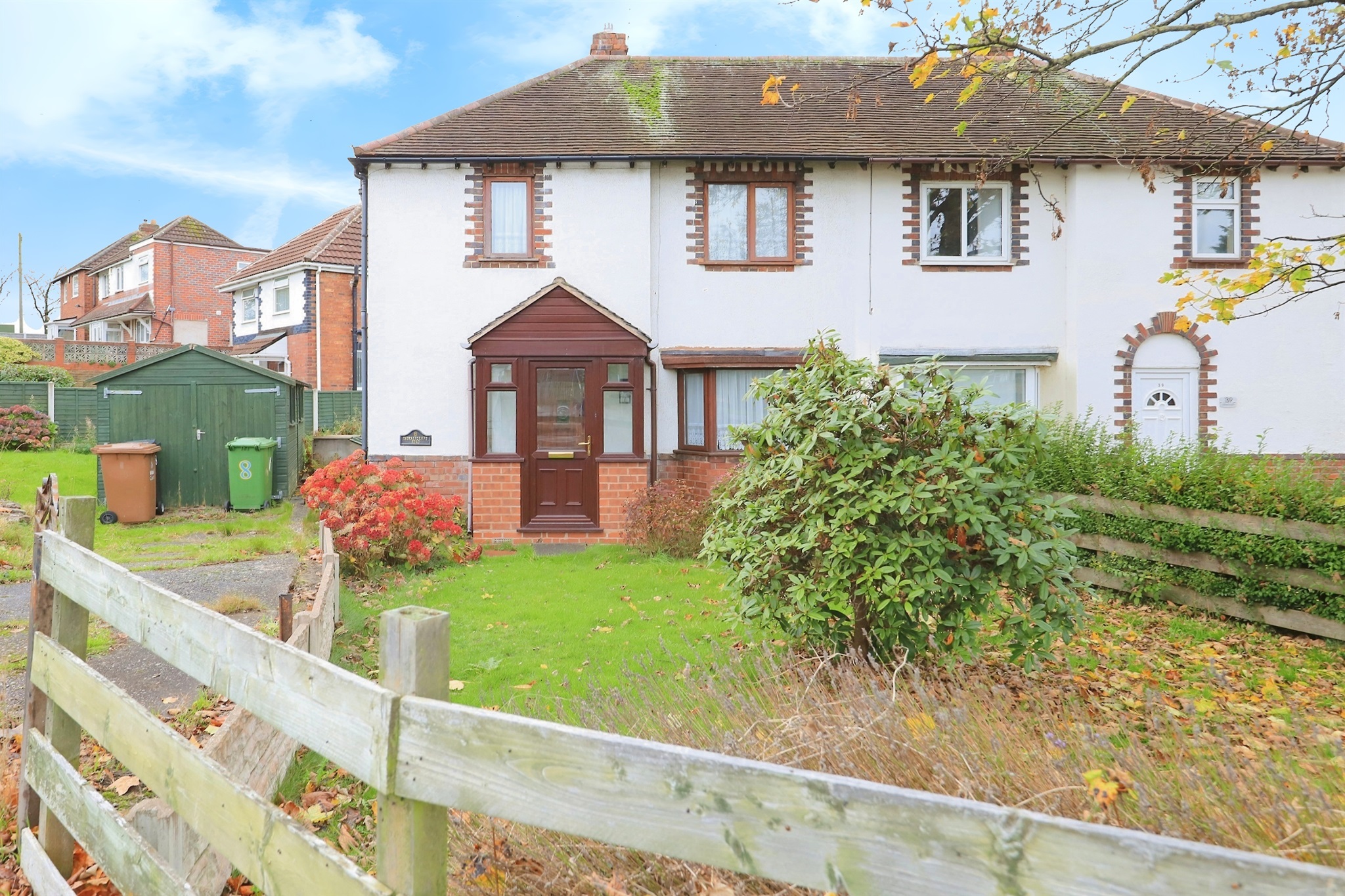 2 bed Semi-Detached