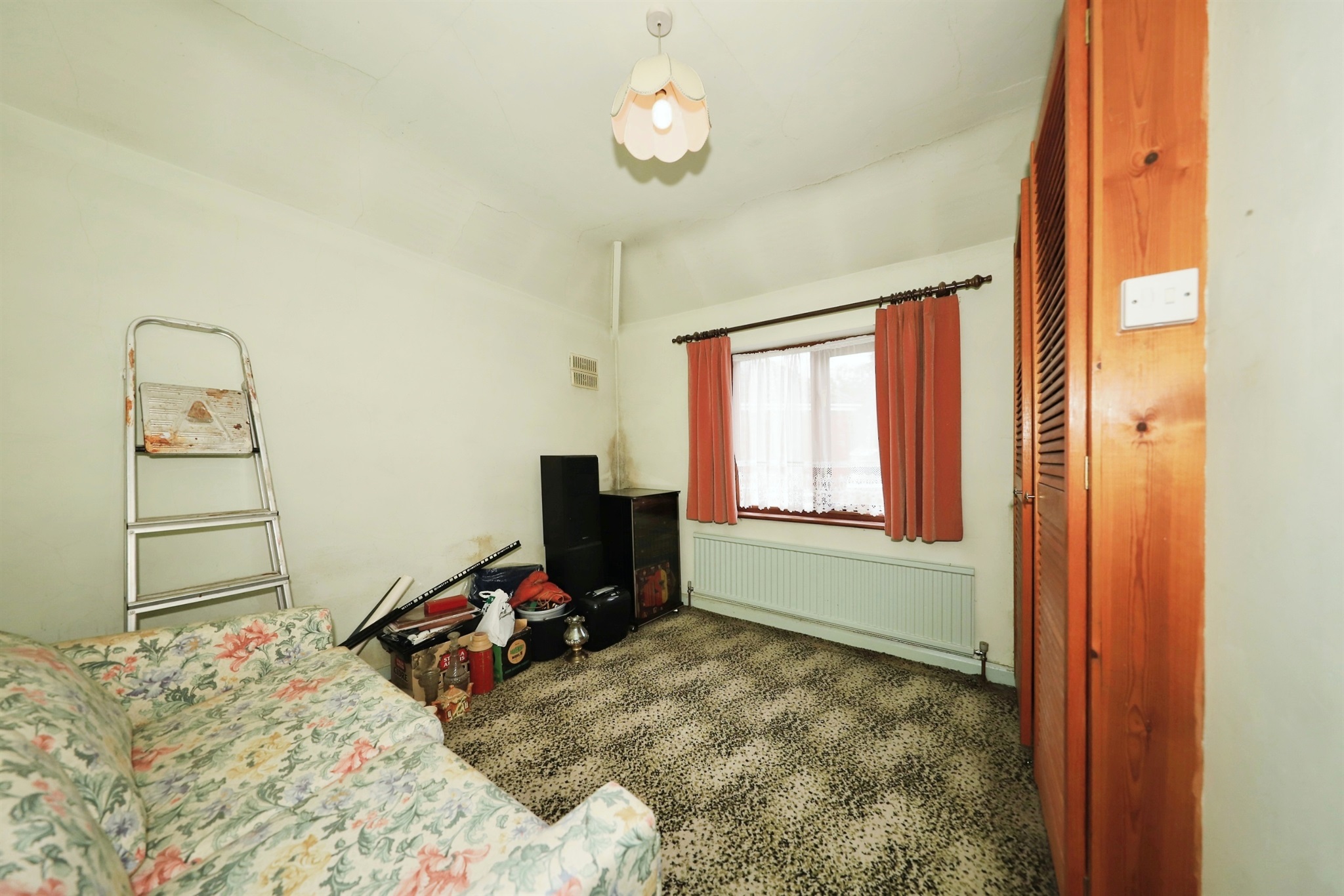 2 bed Semi-Detached