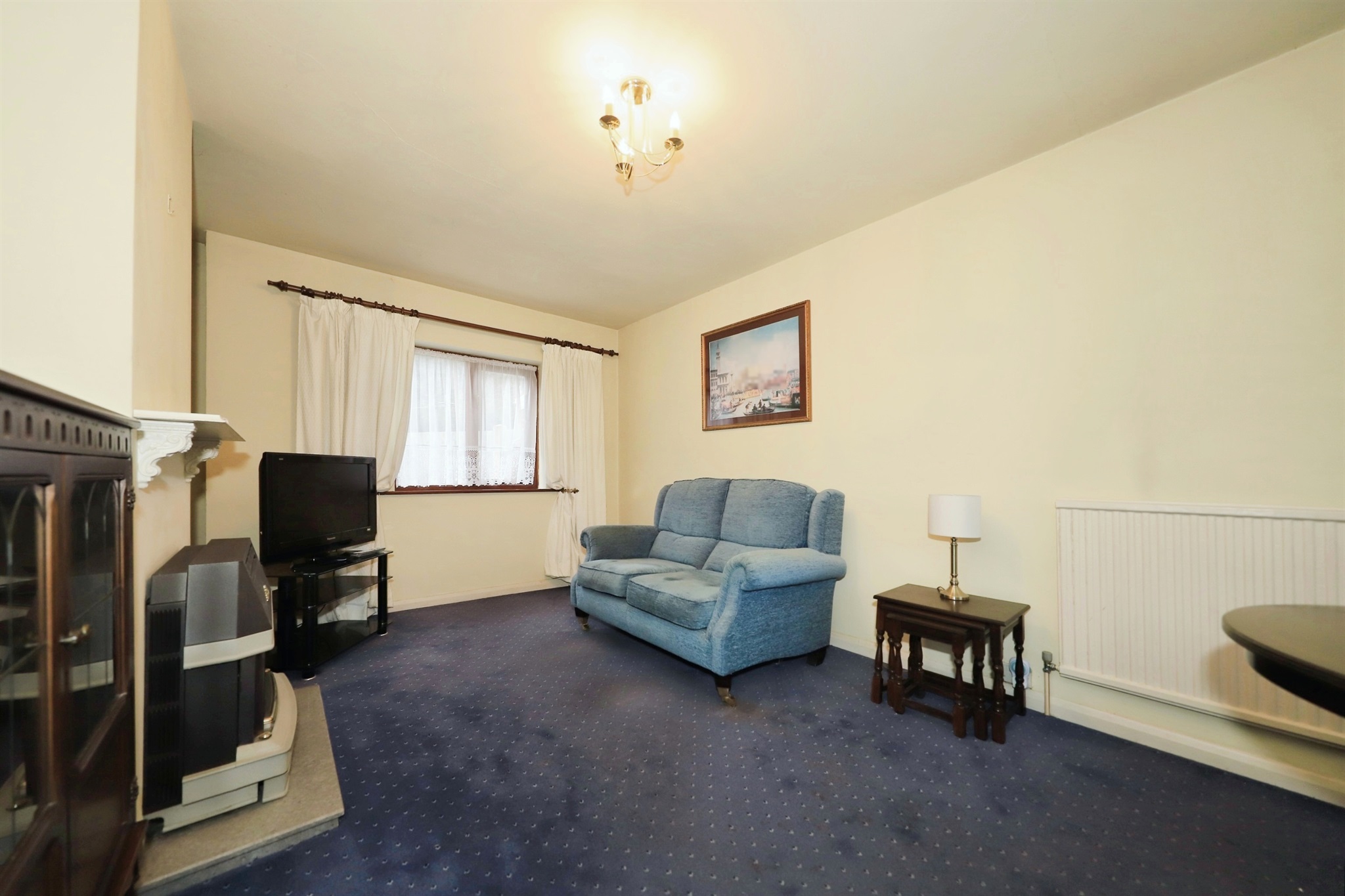 2 bed Semi-Detached