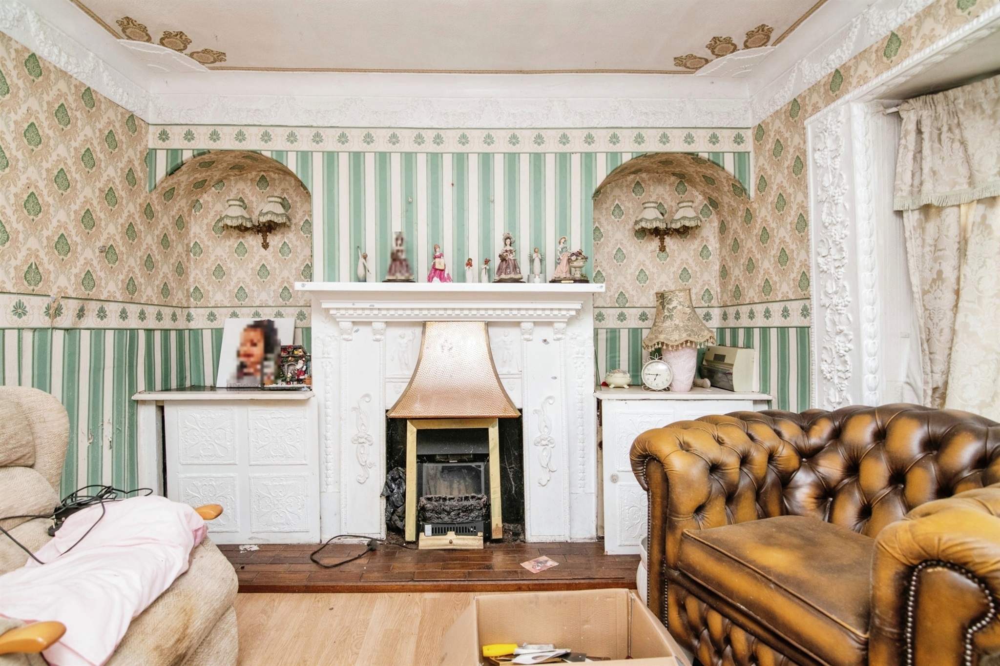 3 bed End of Terrace