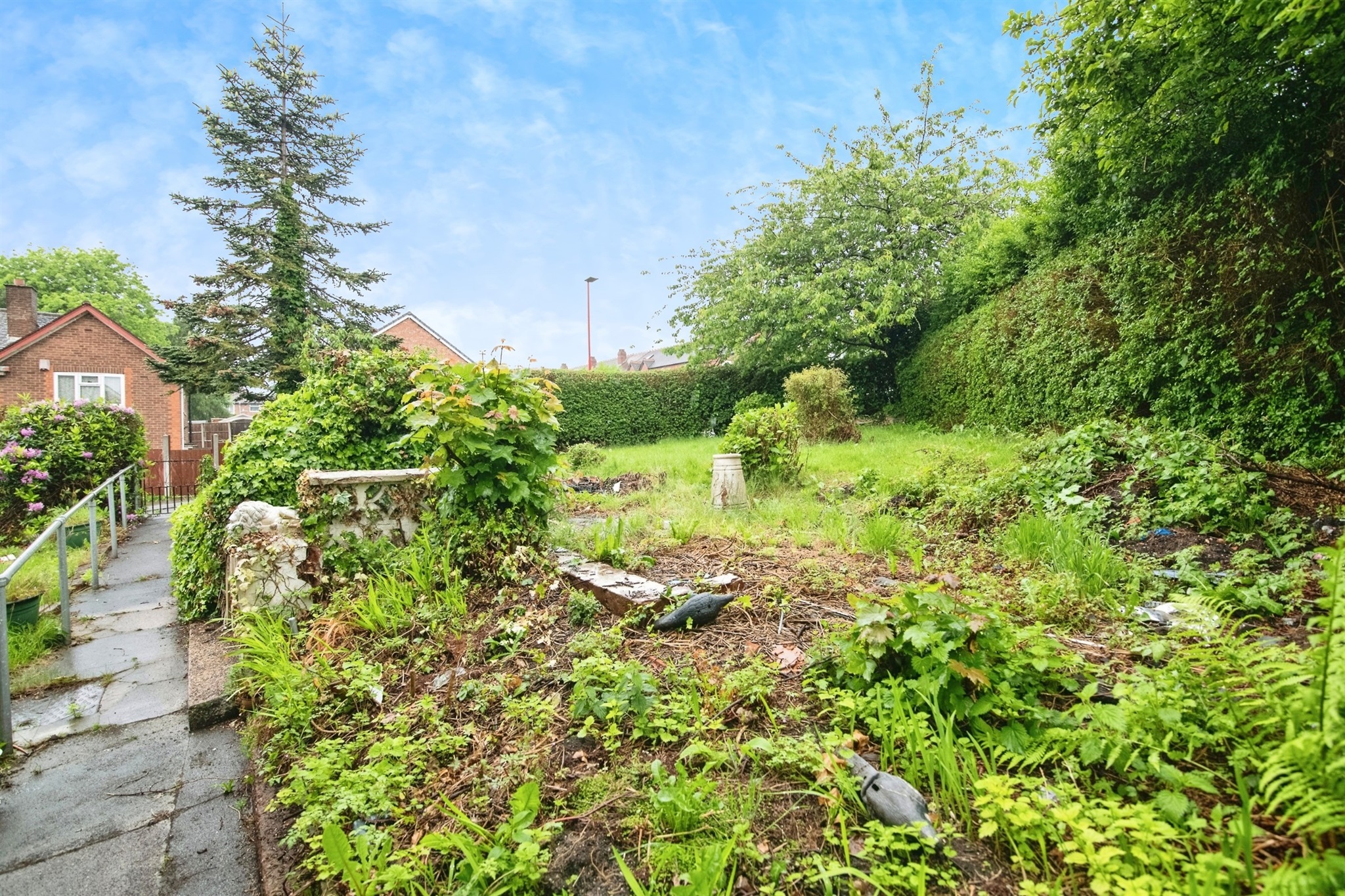 3 bed End of Terrace