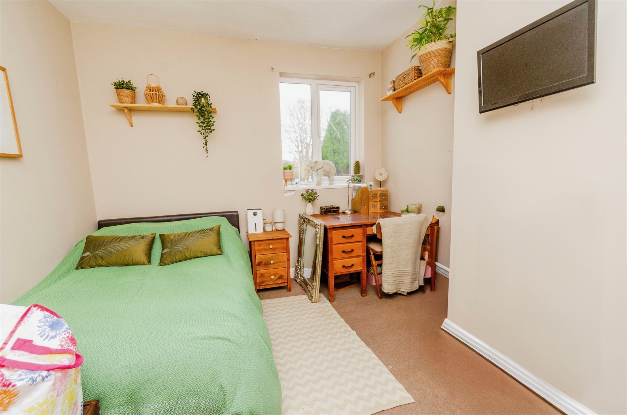 2 bed Semi-Detached