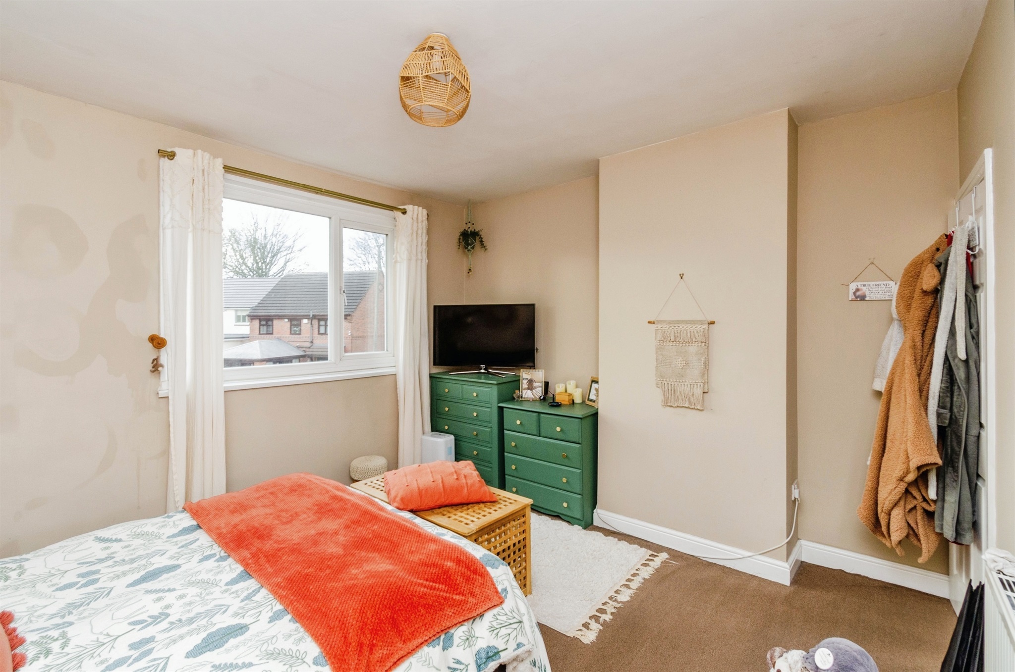 2 bed Semi-Detached