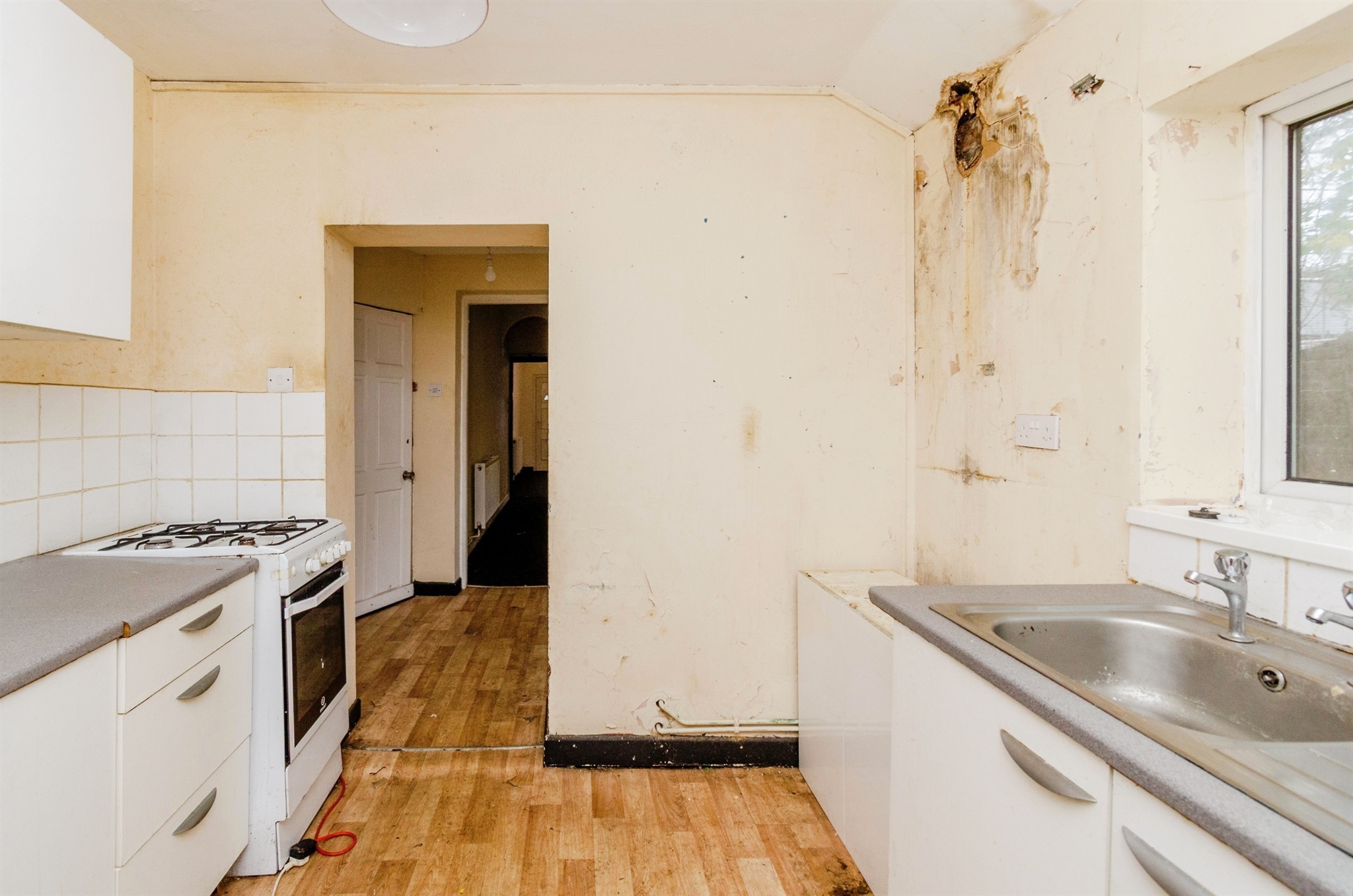 3 bed End of Terrace