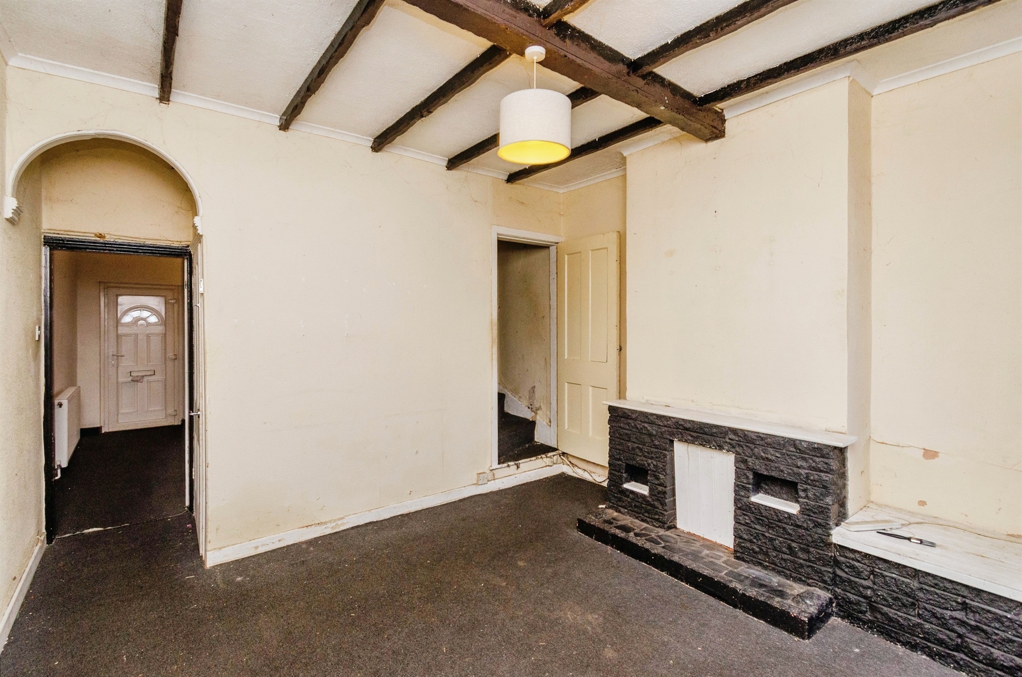 3 bed End of Terrace