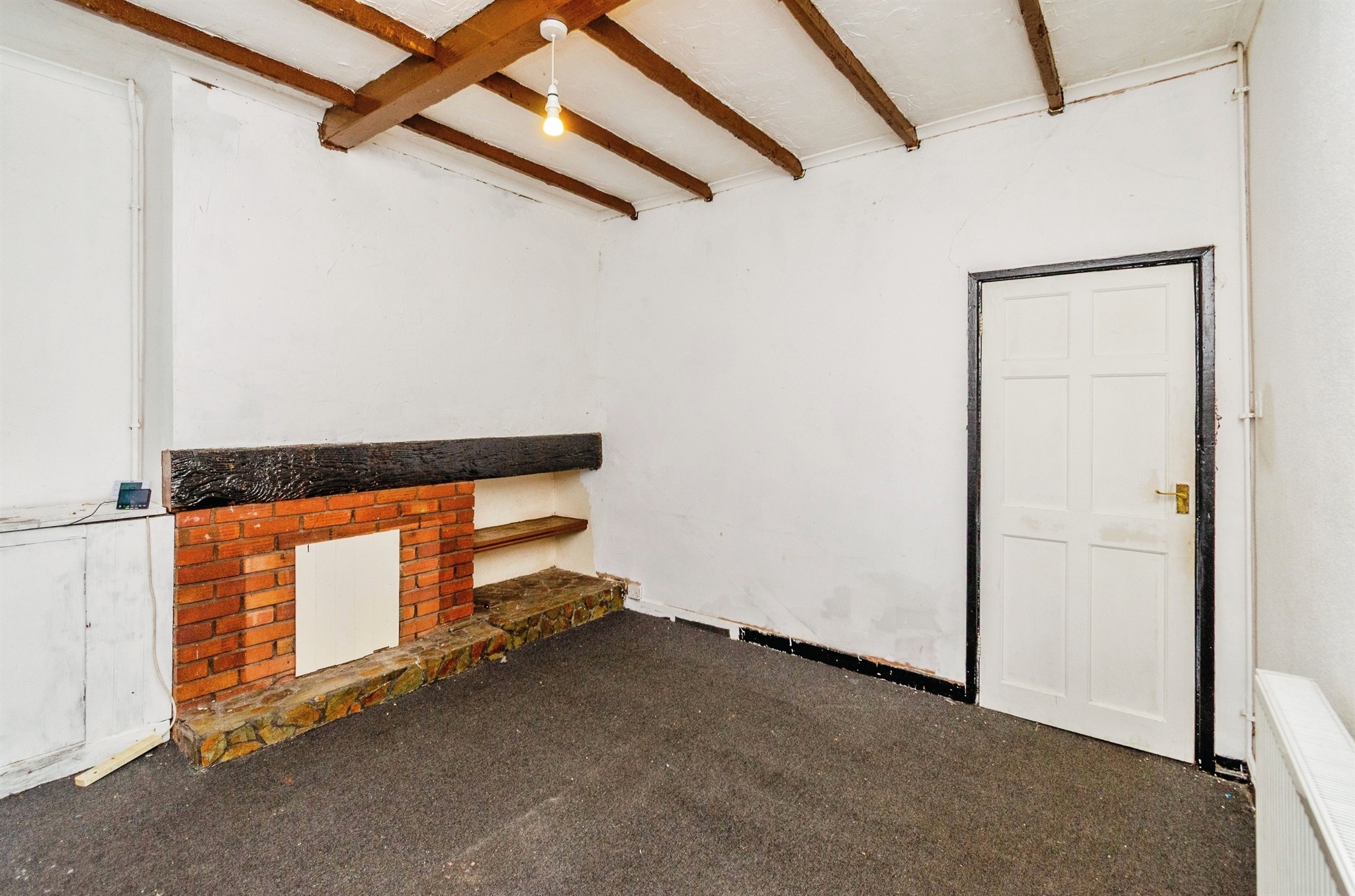 3 bed End of Terrace