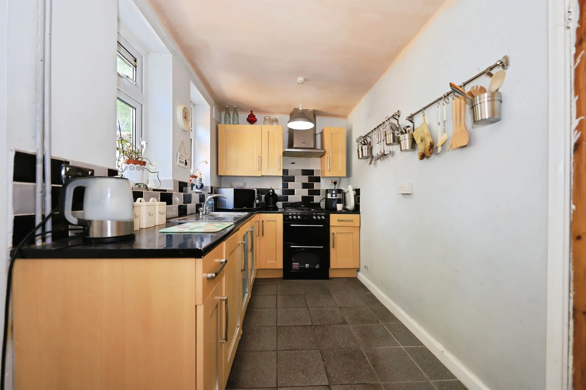 2 bed End of Terrace
