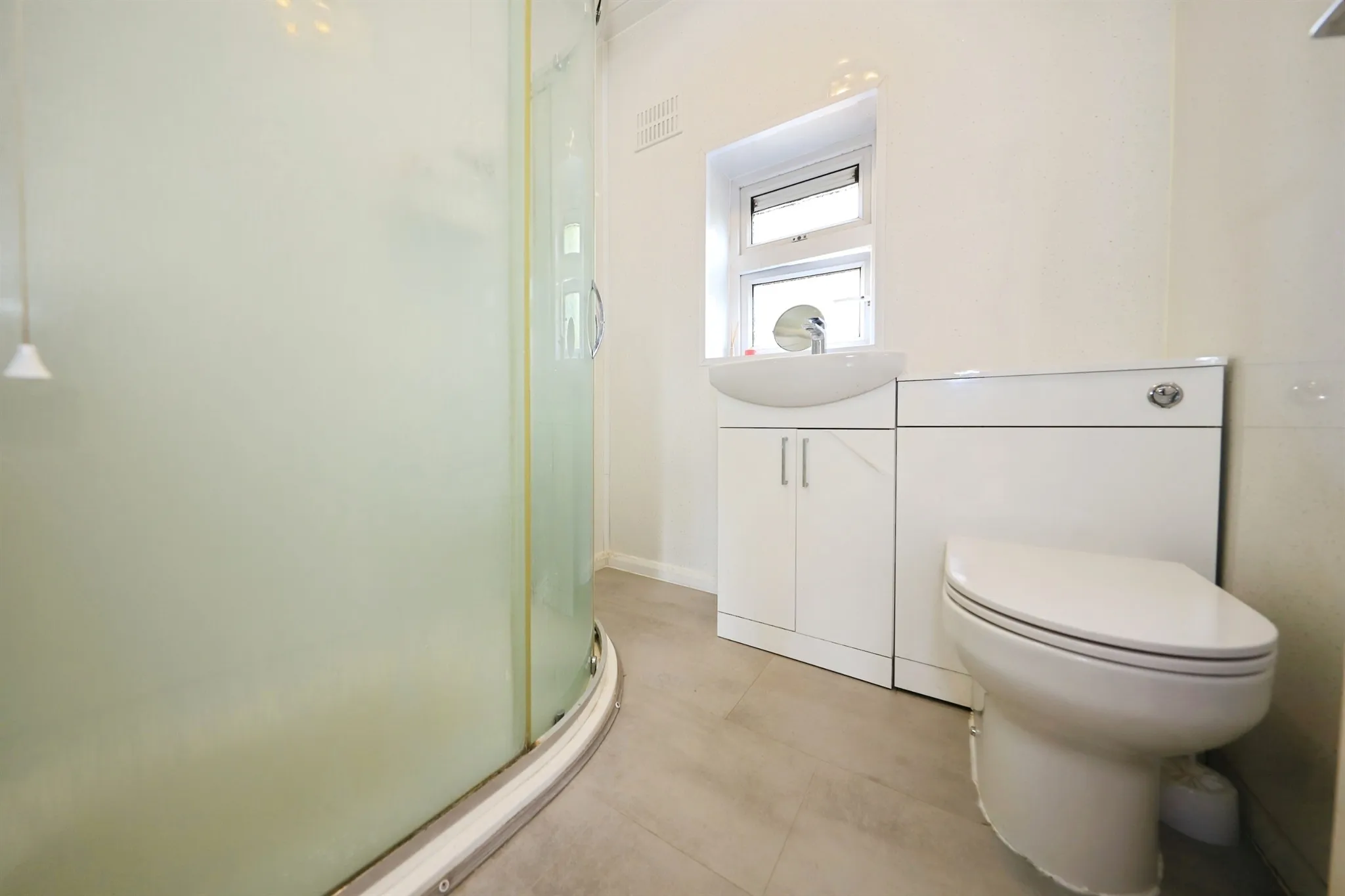 2 bed End of Terrace