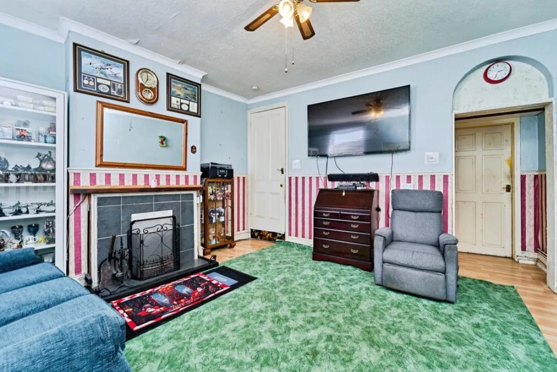 3 bed Terraced