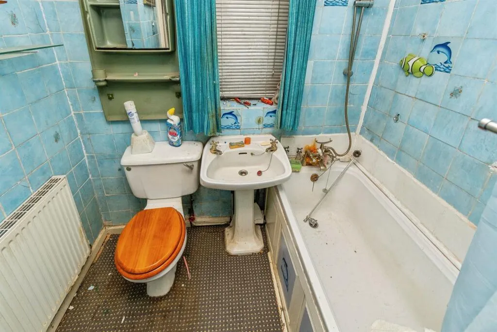 3 bed Semi-Detached