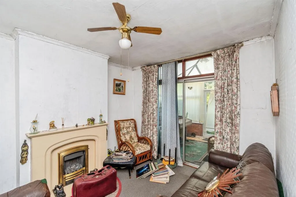3 bed Semi-Detached