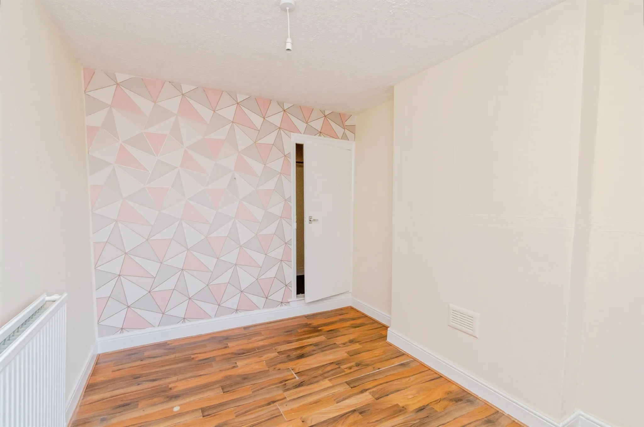 2 bed Terraced