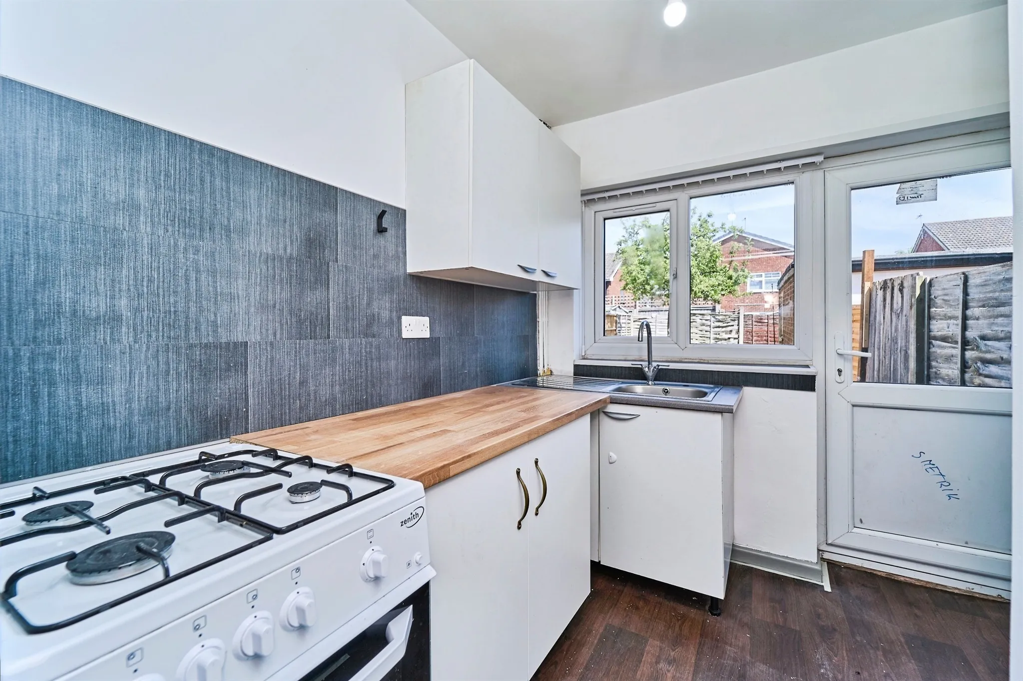 3 bed Semi-Detached