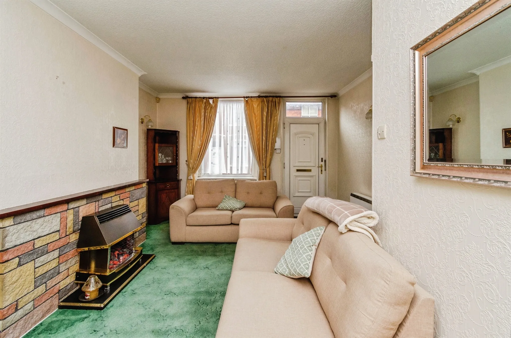 2 bed Terraced