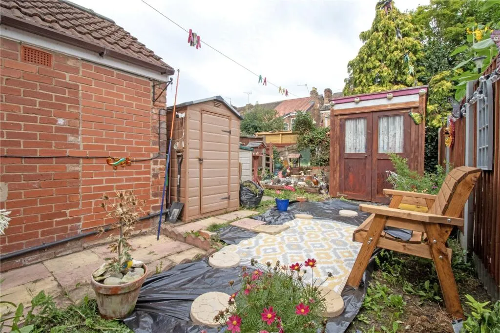 3 bed Semi-Detached