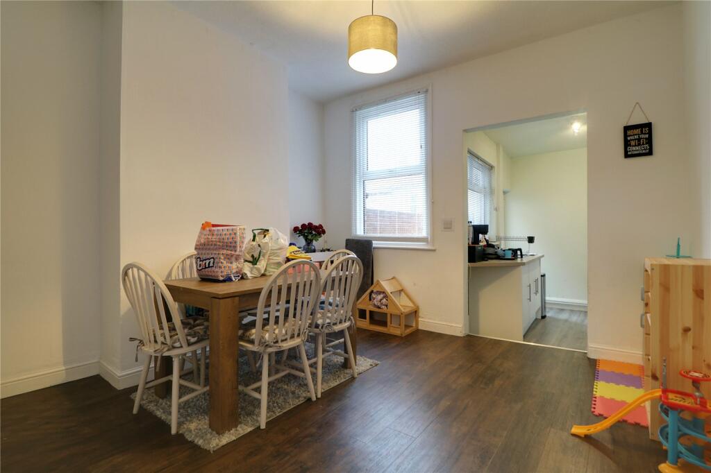 2 bed Terraced