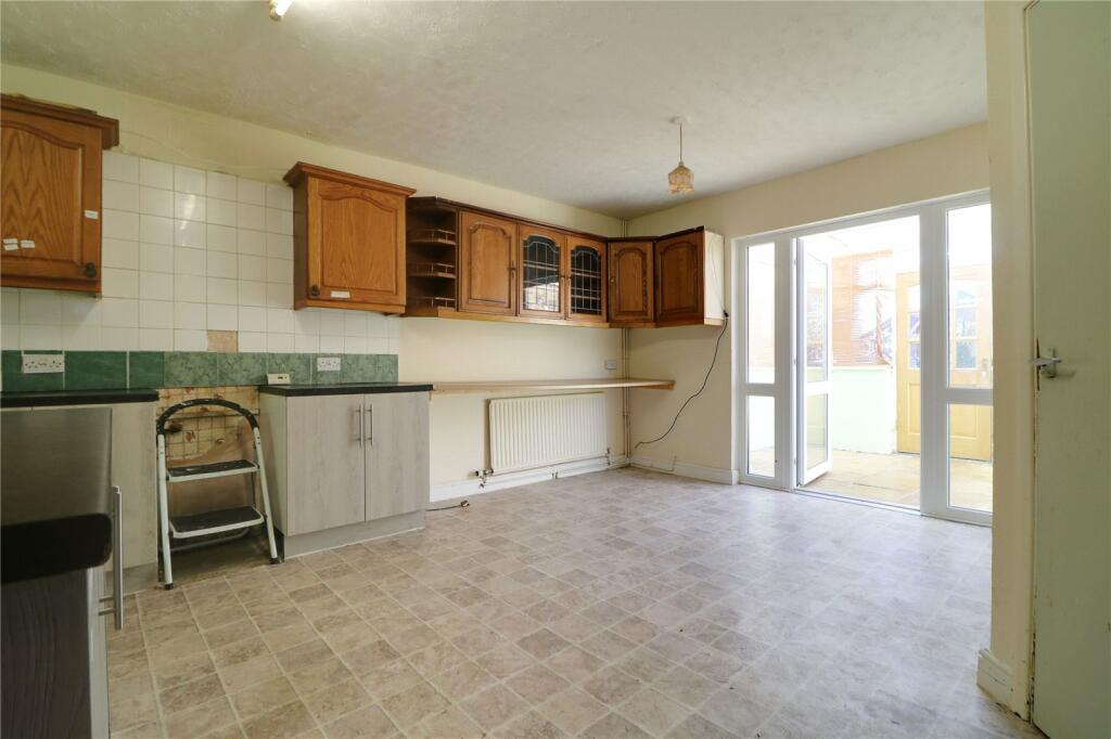 2 bed Semi-Detached