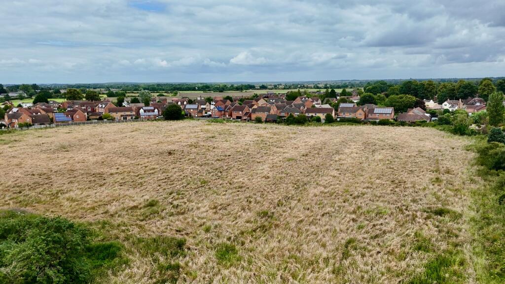 2 bed Detached Bungalow
