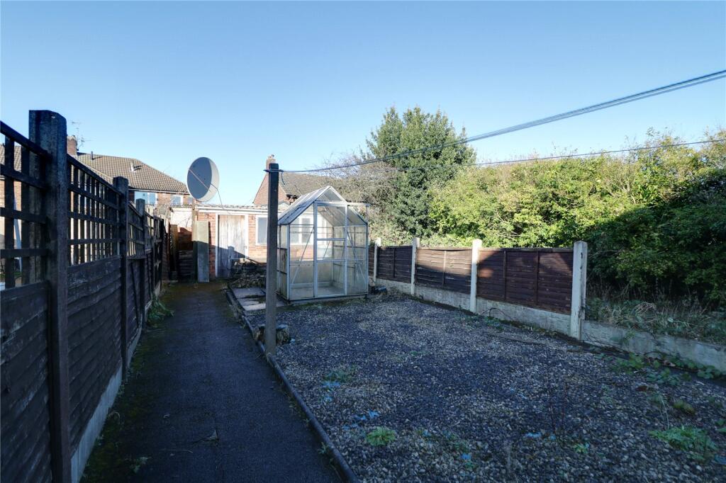 2 bed Semi-Detached