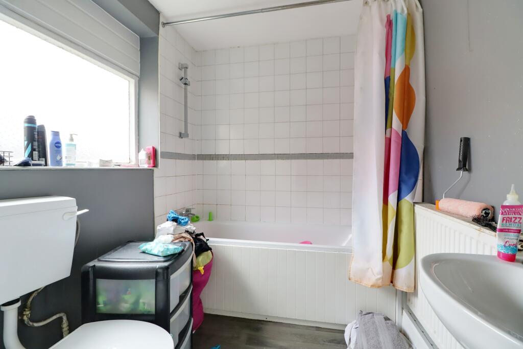 3 bed Terraced
