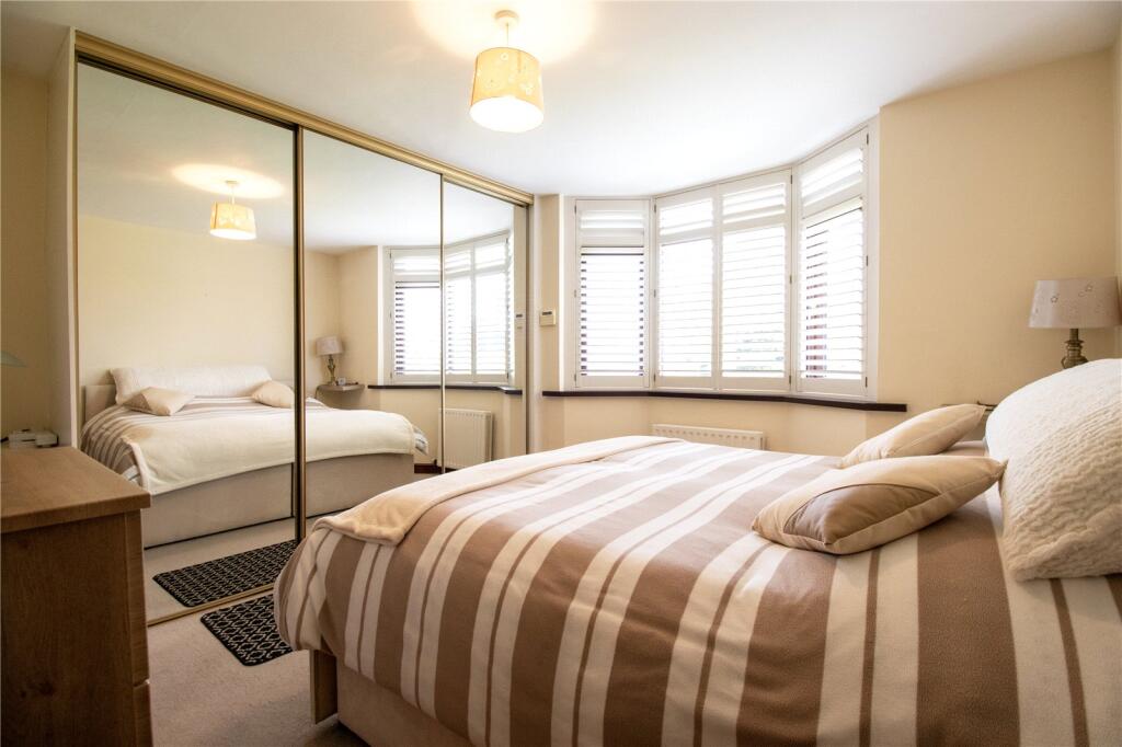4 bed Detached Bungalow