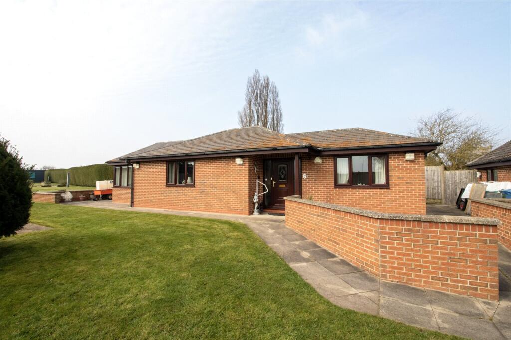 4 bed Detached Bungalow