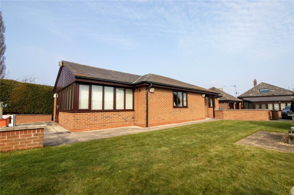 4 bed Detached Bungalow