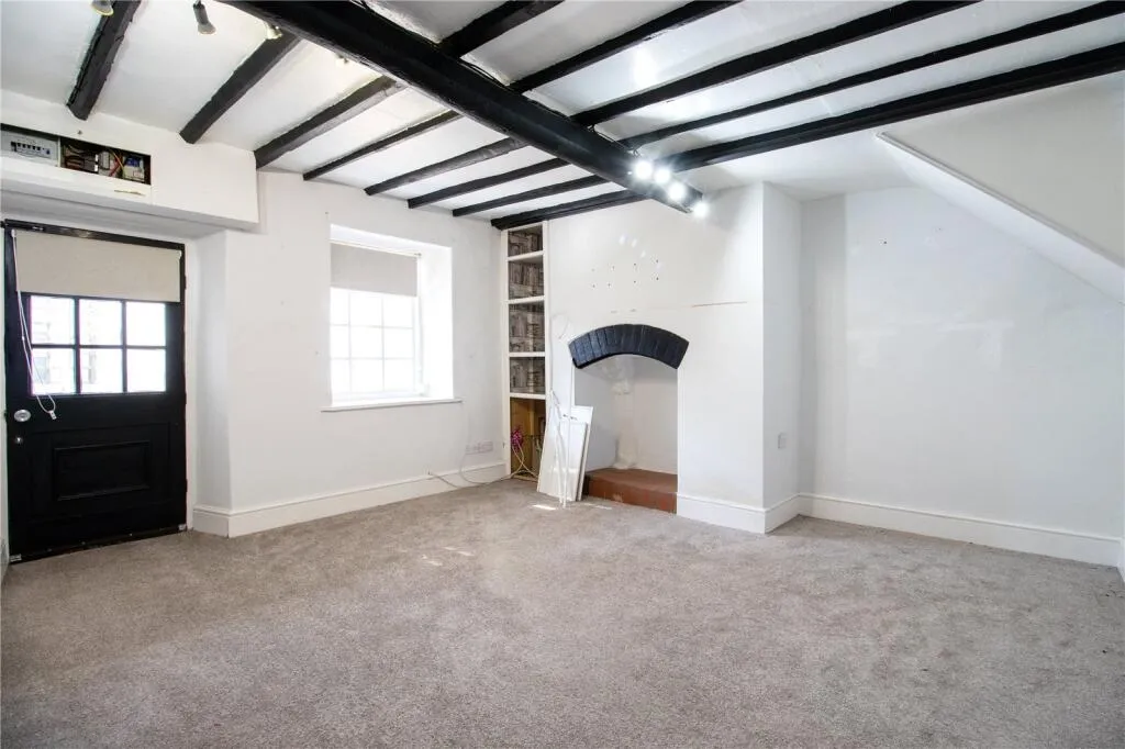 2 bed Terraced