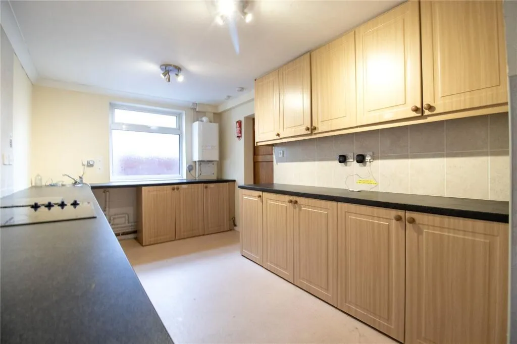 4 bed Detached