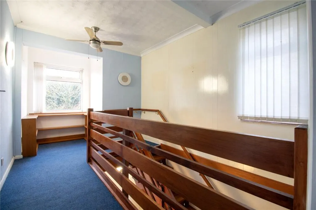 4 bed Detached