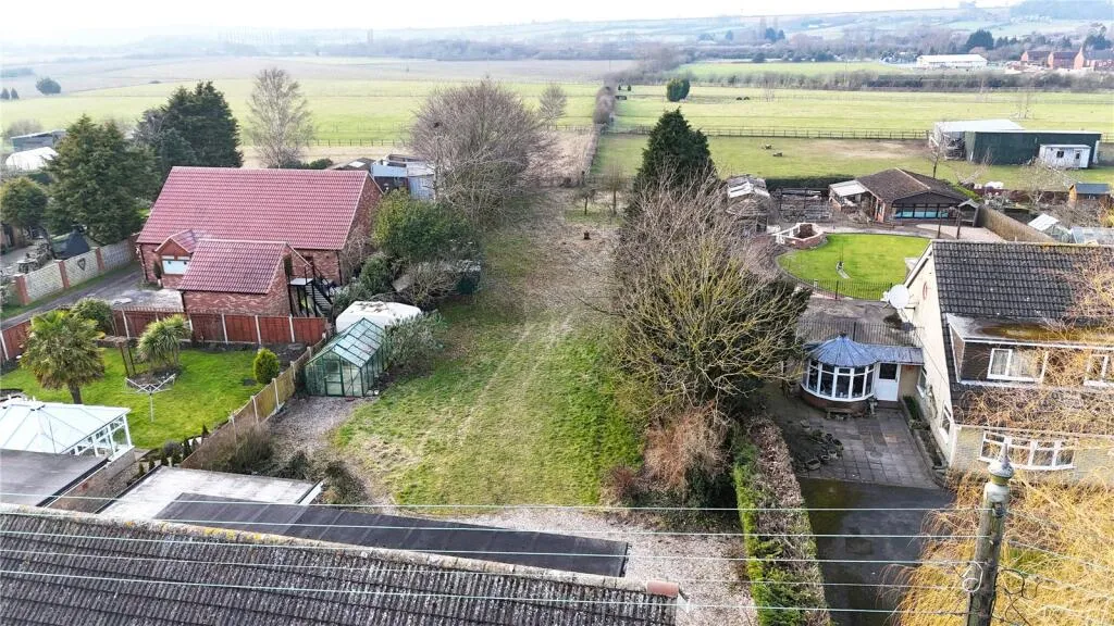 4 bed Detached