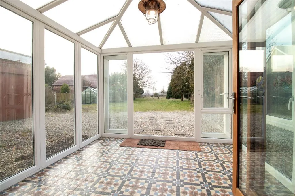 4 bed Detached