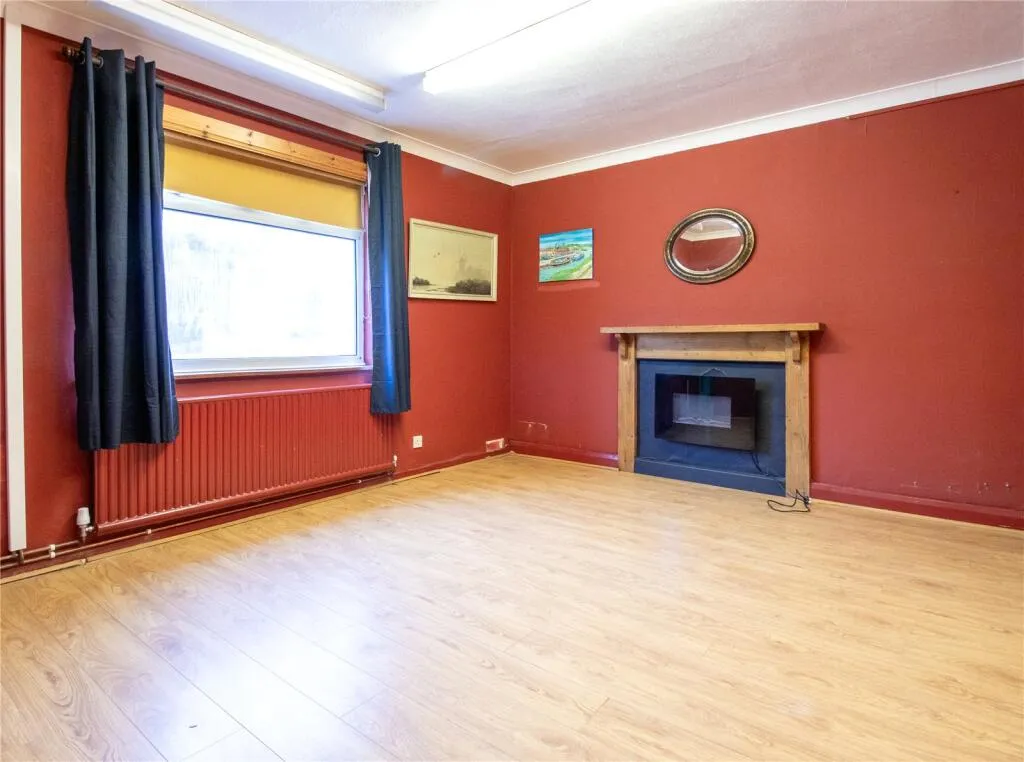 4 bed Detached