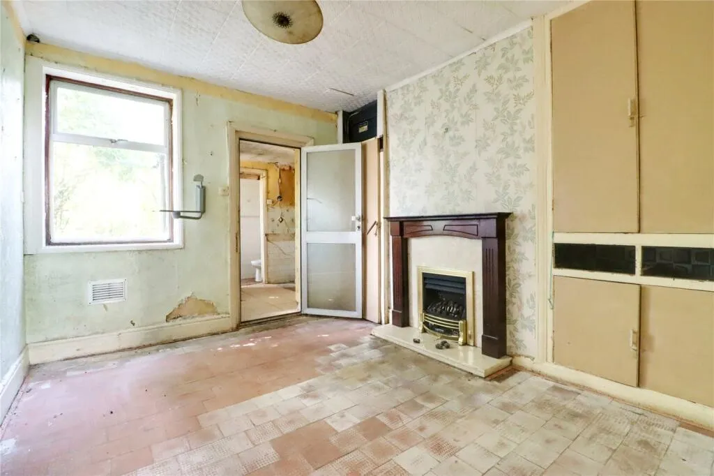 3 bed Semi-Detached